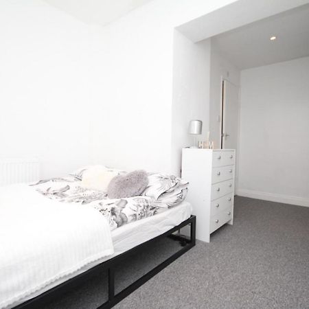 Lovely 3 Bed Spacious Flat Apartment In Central Лондон Экстерьер фото