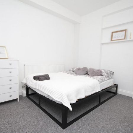Lovely 3 Bed Spacious Flat Apartment In Central Лондон Экстерьер фото